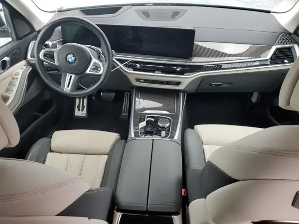 5UX33EM00R9T99608 2024 BMW X7 - Image 8