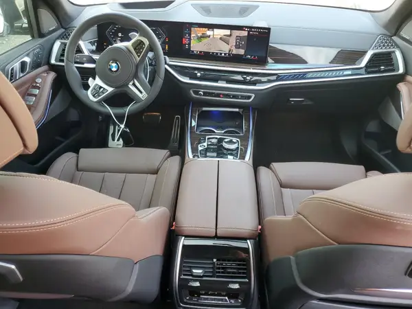 5UX33EM00S9W73881 2025 BMW X7 - Image 8