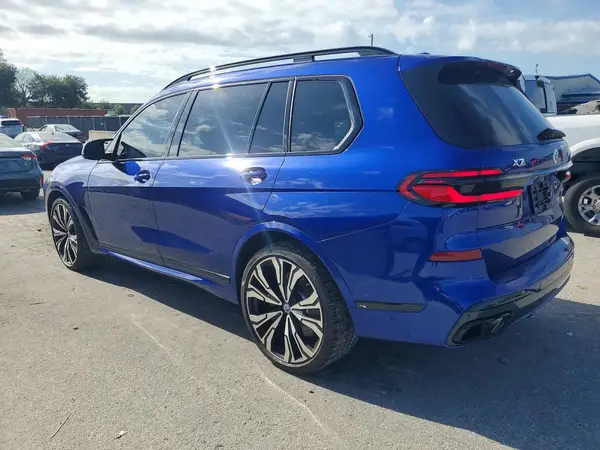 5UX33EM01R9S66551 2024 BMW X7 - Image 2
