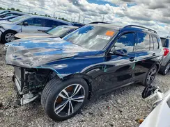 5UX33EM01S9W24690 2025 BMW X7