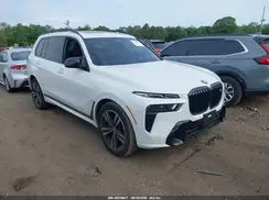 5UX33EM01S9Y36537 2025 BMW X7
