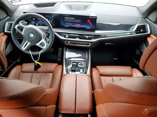 5UX33EM02S9Z88326 2025 BMW X7 - Image 8