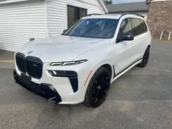 5UX33EM04P9P12415 2023 BMW X7