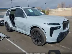 5UX33EM04R9S86289 2024 BMW X7