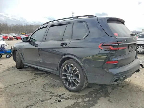 5UX33EM04R9T06315 2024 BMW X7 - Image 2