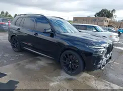5UX33EM05R9T00779 2024 BMW X7