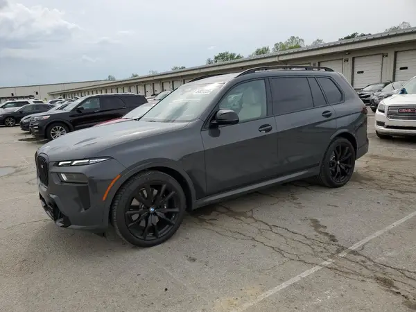 5UX33EM05R9U50763 2024 BMW X7 - Image 1