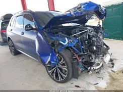 5UX33EM05R9V05616 2024 BMW X7