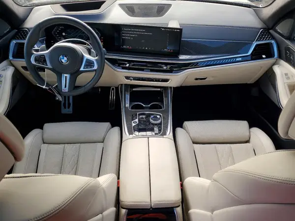 5UX33EM05S9Y12418 2025 BMW X7 - Image 8