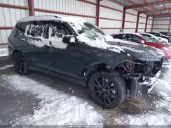 5UX33EM05S9Z78003 2025 BMW X7