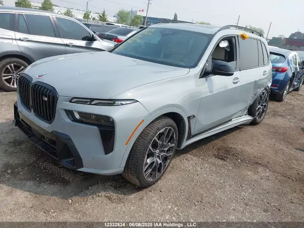 5UX33EM06P9N67765 2023 BMW X7 - Image 2