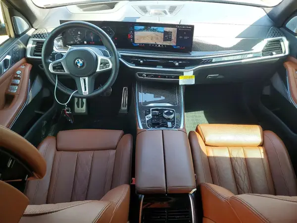 5UX33EM06R9S85547 2024 BMW X7 - Image 8