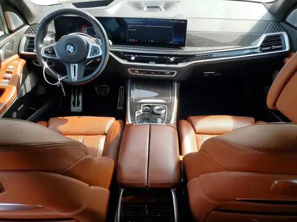 5UX33EM06R9U97347 2024 BMW X7 - Image 8