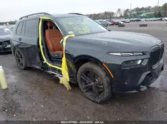 5UX33EM06S9X01960 2025 BMW X7