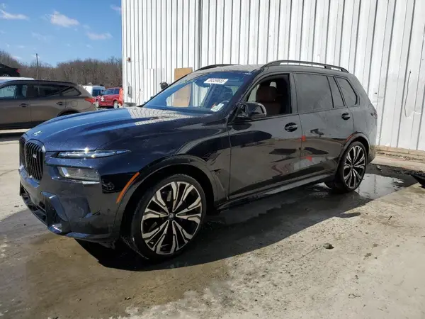 5UX33EM08R9T81499 2024 BMW X7 - Image 1