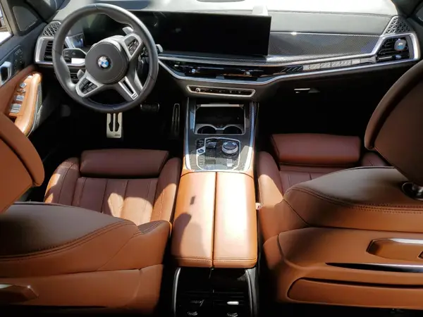 5UX33EM08R9T81499 2024 BMW X7 - Image 8