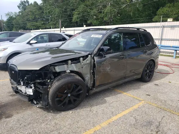 5UX33EM08R9V47441 2024 BMW X7 - Image 1