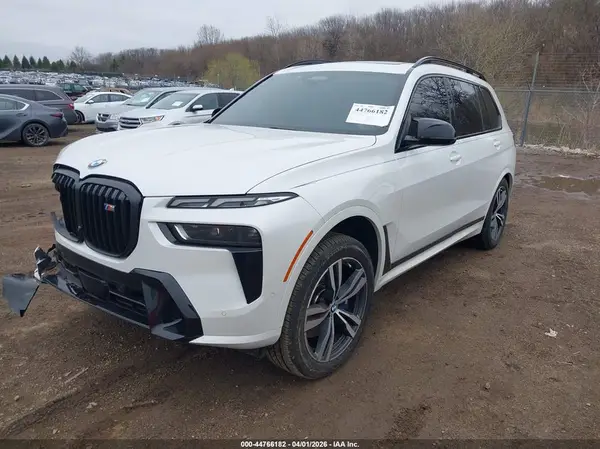 5UX33EM09R9S86174 2024 BMW X7 - Image 2