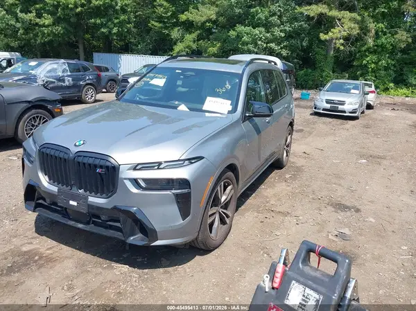 5UX33EM09S9W51152 2025 BMW X7 - Image 2