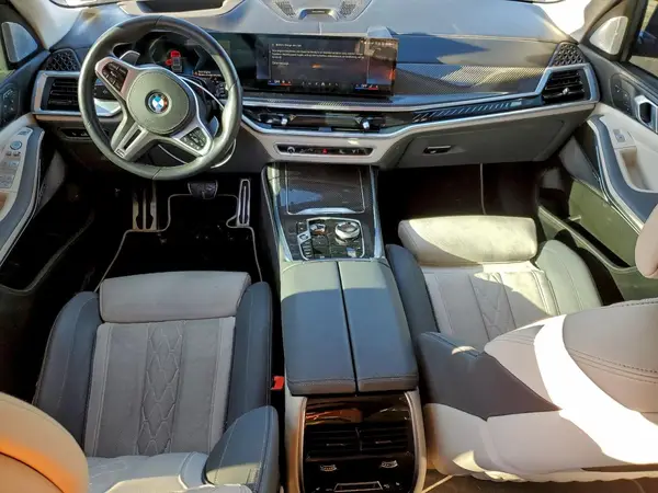 5UX33EM09S9Z58501 2025 BMW X7 - Image 8