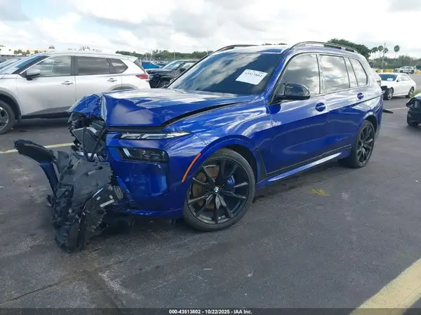 5UX33EM0XR9S83400 2024 BMW X7 - Image 2