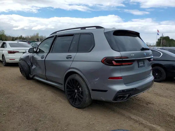 5UX33EM0XS9Y93934 2025 BMW X7 - Image 2