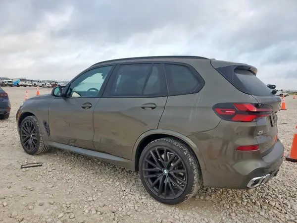 5UX33EU00S9X73074 2025 BMW X5 - Image 2