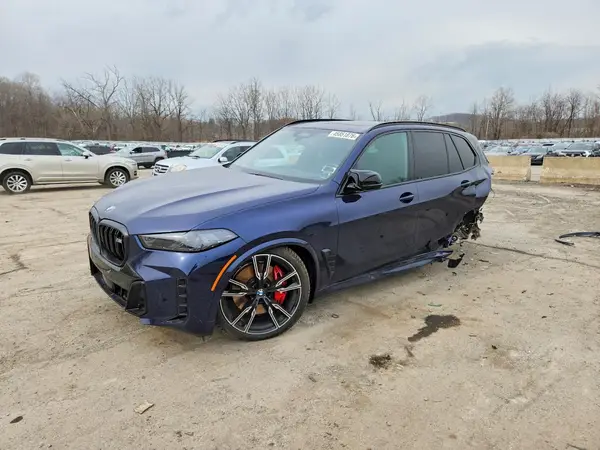 5UX33EU00T9144903 2026 BMW X5 - Image 1