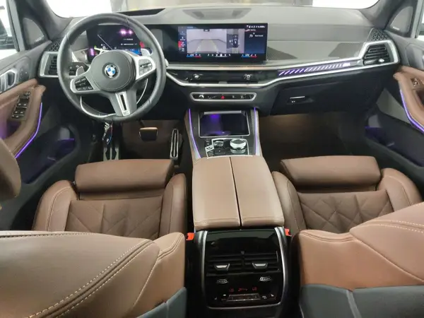 5UX33EU01T9383618 2026 BMW X5 - Image 8