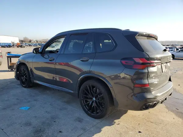 5UX33EU02R9U42880 2024 BMW X5 M - Image 2