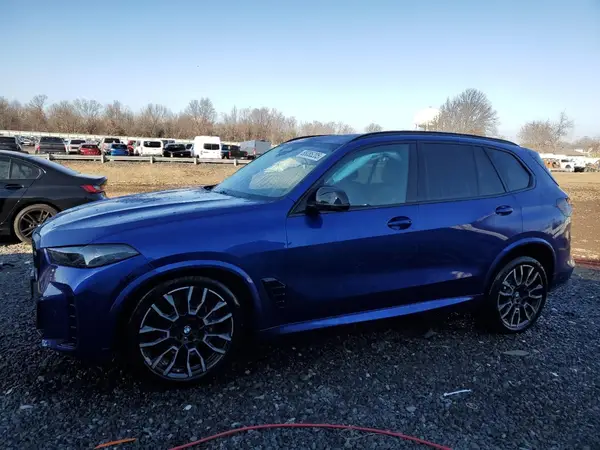 5UX33EU02S9W63997 2025 BMW X5 M - Image 1