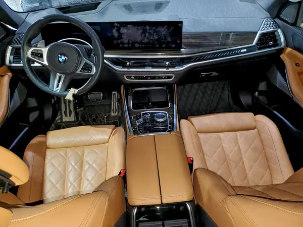 5UX33EU02S9Y49989 2025 BMW X5 - Image 8