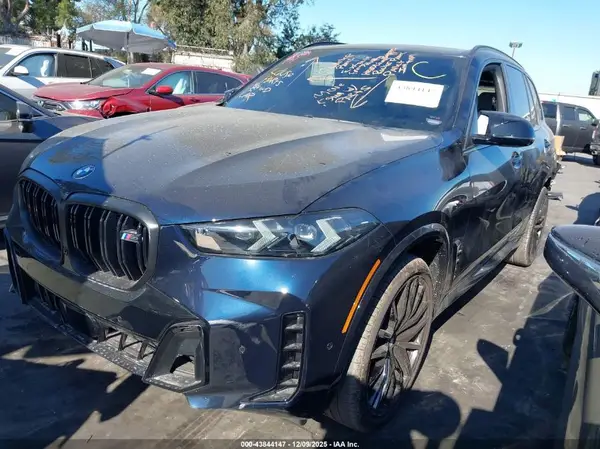 5UX33EU02T9086440 2026 BMW X5 - Image 2