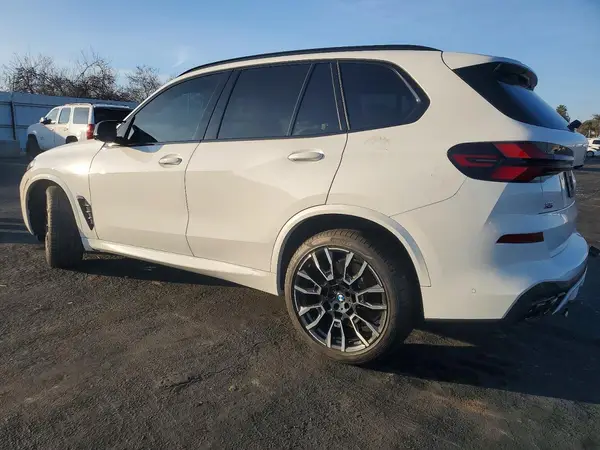 5UX33EU02T9090259 2026 BMW X5 - Image 2
