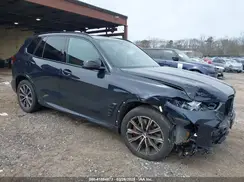 5UX33EU03R9U25618 2024 BMW X5