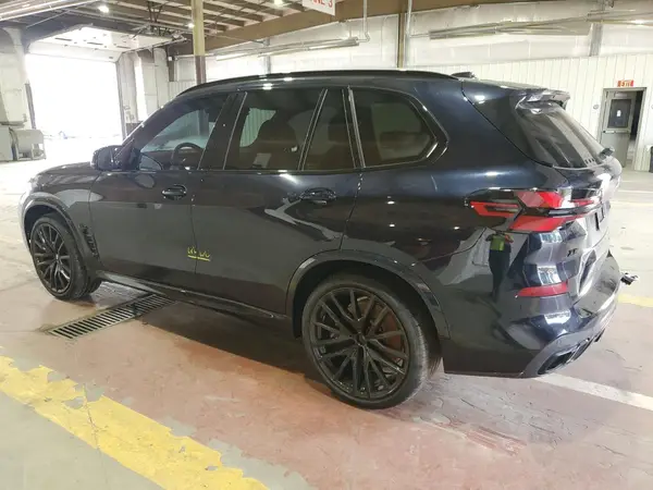 5UX33EU03S9X34477 2025 BMW X5 - Image 2