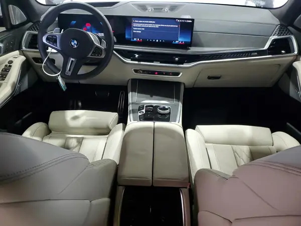 5UX33EU03S9X34477 2025 BMW X5 - Image 8