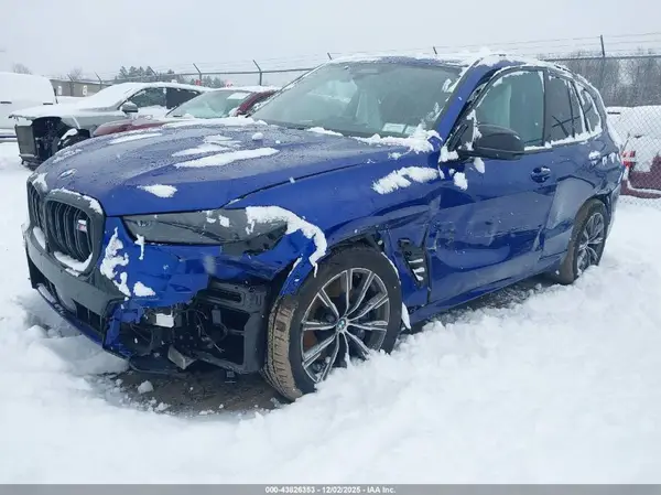 5UX33EU03S9X71836 2025 BMW X5 - Image 2