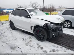 5UX33EU03S9X72579 2025 BMW X5