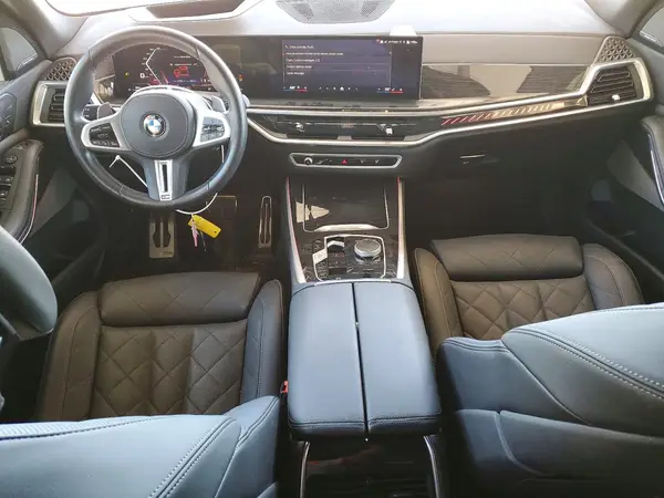 5UX33EU03S9Y30867 2025 BMW X5 - Image 8
