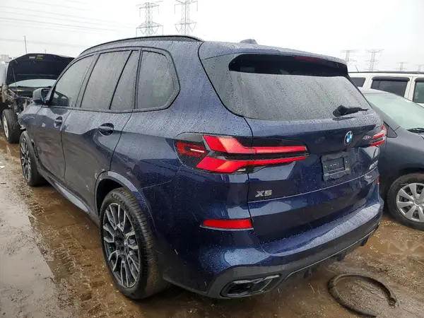 5UX33EU04R9U55503 2024 BMW X5 - Image 2