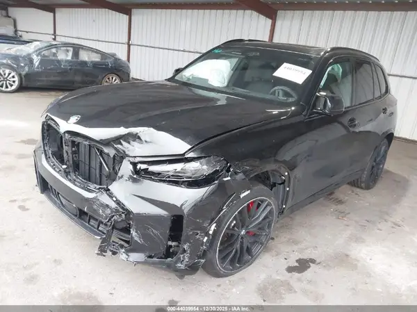 5UX33EU04T9269760 2026 BMW X5 - Image 2