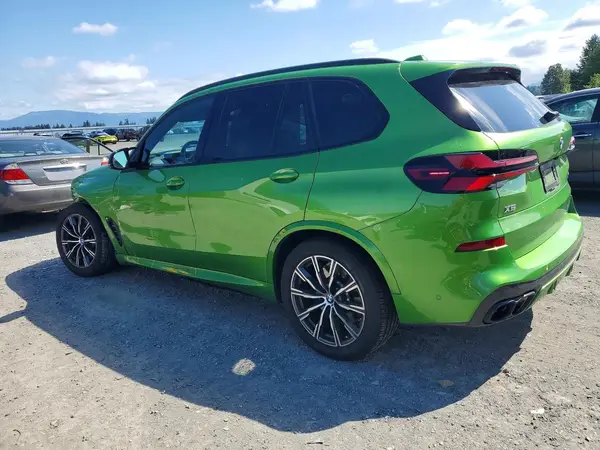 5UX33EU05R9U01899 2024 BMW X5 - Image 2
