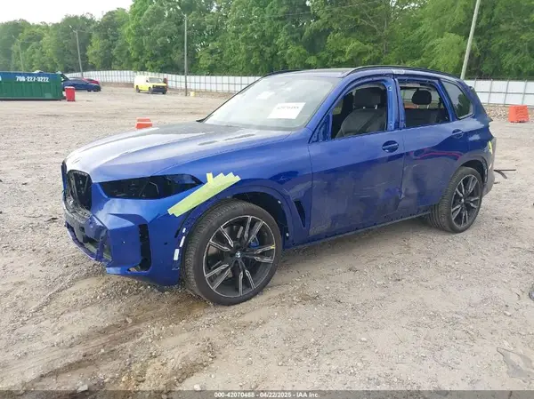 5UX33EU05R9U83164 2024 BMW X5 - Image 2