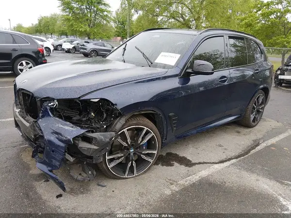 5UX33EU05S9X55654 2025 BMW X5 - Image 2
