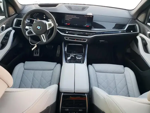 5UX33EU06S9Y50580 2025 BMW X5 M - Image 8