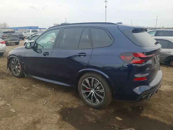 5UX33EU06T9226344 2026 BMW X5 - Image 2