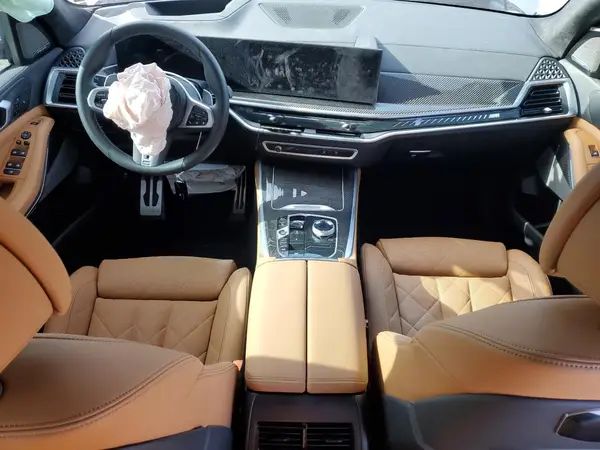 5UX33EU08T9152537 2026 BMW X5 - Image 8