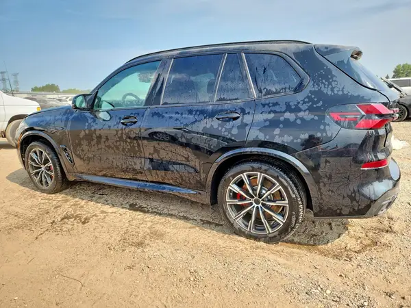 5UX33EU08T9271429 2026 BMW X5 - Image 2