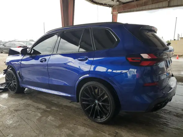 5UX33EU09R9T85271 2024 BMW X5 M - Image 2